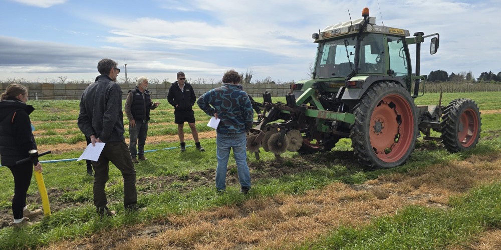 Community Engagement and Knowledge Sharing Strengthen the Carbon Positive Project Community Engagement and Knowledge Sharing Strengthen the Carbon Positive Project