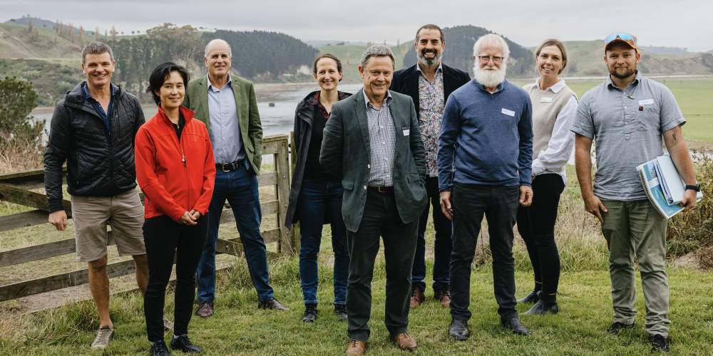 Environmental Leadership in Action - Ahuriri Tributaries Catchment Group Trust Hosts Parliamentary Commissioner for the Environment Environmental Leadership in Action - Ahuriri Tributaries Catchment Group Trust Hosts Parliamentary Commissioner for the Environment