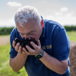 Digging Deep - How Regenerative Farming Revives Microscopic Soil Life